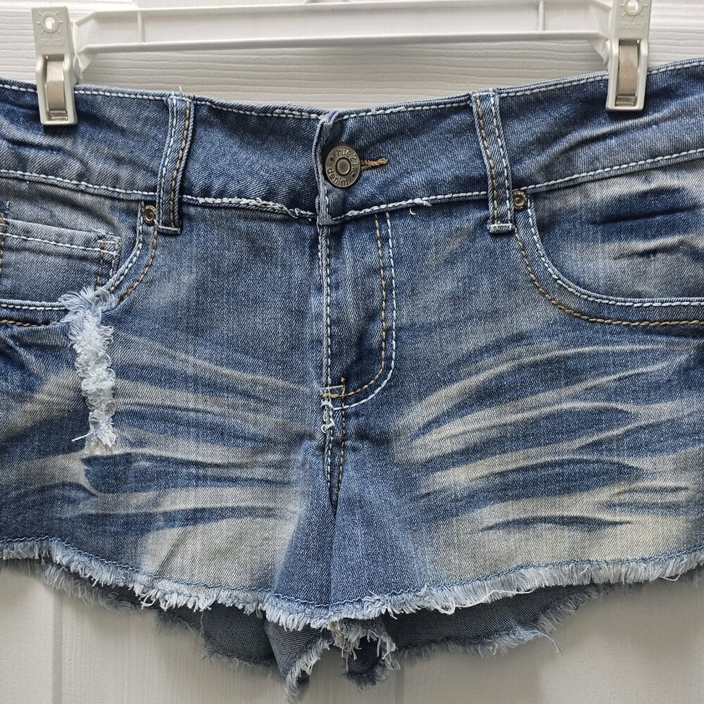 rue 21 Youth Hot Short 5/6
